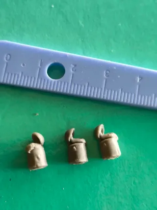 3 latas escenografía Warhammer