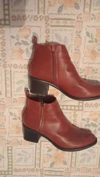 DE MARIPAZ talla 40 color marrón.