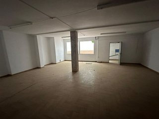 Local comercial en venta en Lucena