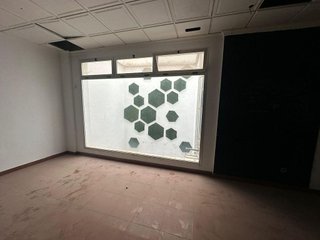 Local comercial en venta en Lucena