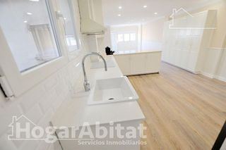 Piso en venta en L´Hort de Senabre en Valencia