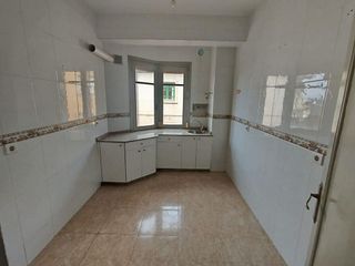 Piso en venta en Flores de Sil - La Placa en Ponferrada