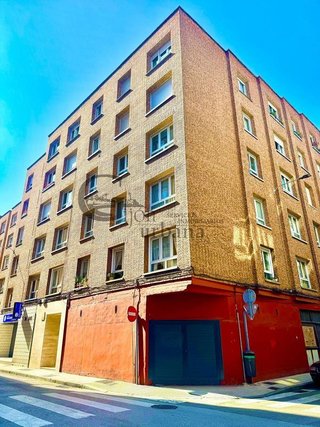 Piso en venta en Centro en Gijón