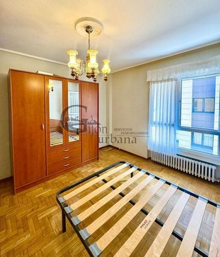 Piso en venta en Centro en Gijón