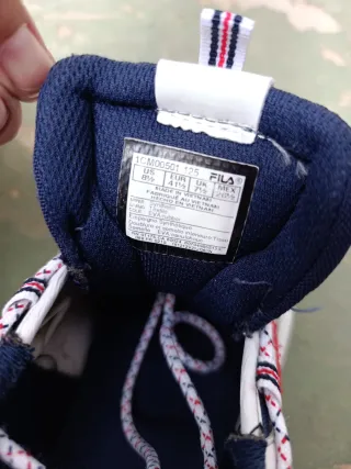 Zapatillas Fila Deportivas Blancas y Azules