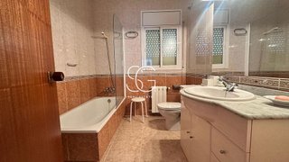 Chalet en venta en Centro en Roda de Barà