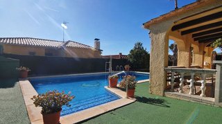 Chalet en venta en Centro en Roda de Barà