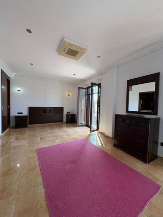 Chalet en venta en Carmona