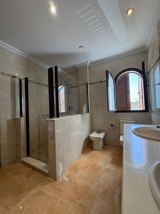 Chalet en venta en Carmona