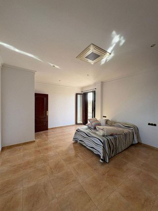 Chalet en venta en Carmona