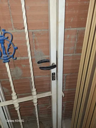 Reja de seguridad tipo arco 124x238cm