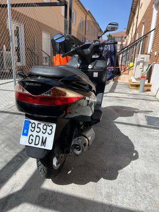 Suzuki Burgmann 200cc (CAMBIO POR 125cc)