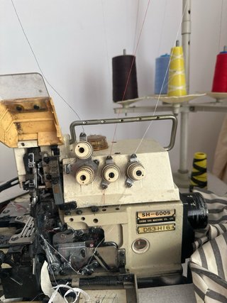 Overlock Industrial / URGE VENDER