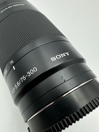 Objetivo Sony 4.5-5.6/75-300 Macro