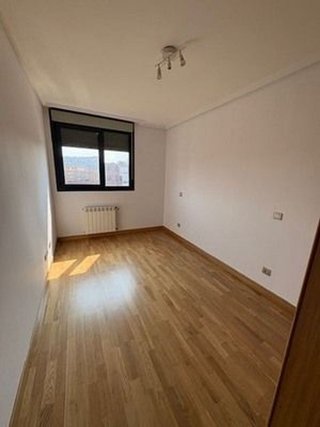 Piso en venta en Valdenoja - La Pereda en Santander
