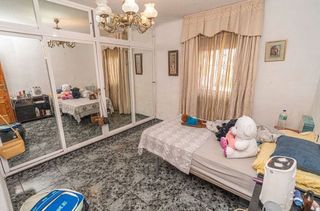 Piso en venta en Linares