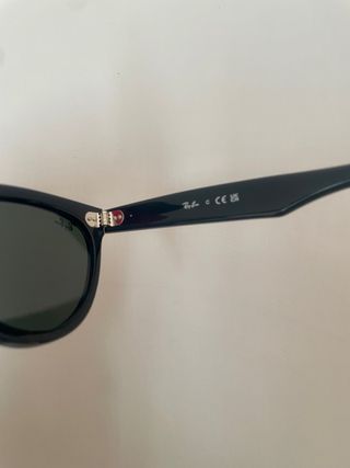 Occhiali da sole Ray-Ban Wayfarer neri