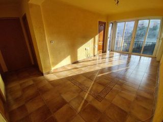 Piso en venta en Vistabella en Murcia