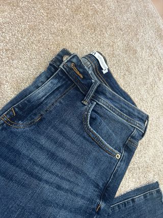 Pantalones vaqueros skinny Zara Talla 38/M