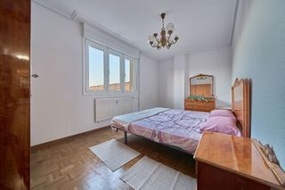 Piso en venta en Txagorritxu - El Pilar en Vitoria-Gasteiz