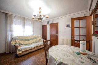 Piso en venta en San Antonio en Ávila