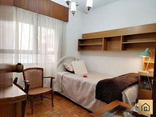 Piso en venta en Pacífico en Madrid