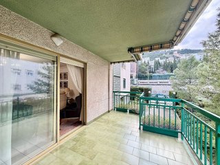 Piso en venta en Hospital en Jaén