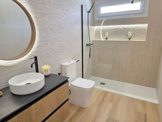 Piso en venta en San Francisco Javier en Granada