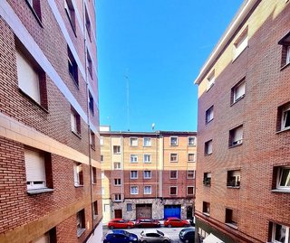Piso en venta en El Llano en Gijón