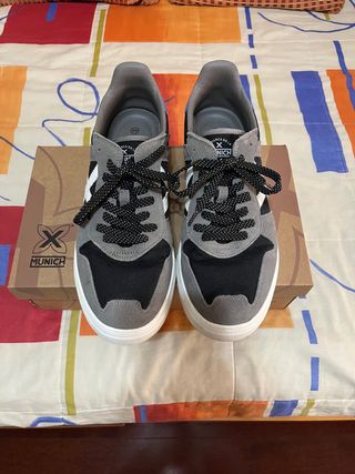 Zapatillas Munich Beige y Marrón