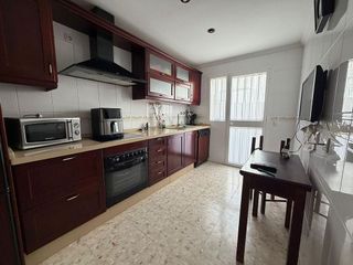 Casa adosada en venta en Núcleo Urbano en Chiclana de la Frontera
