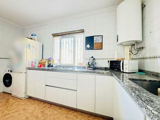 Chalet en venta en La Granja-La Colina-Los Pastores en Algeciras