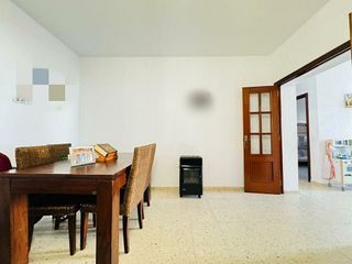 Chalet en venta en La Granja-La Colina-Los Pastores en Algeciras