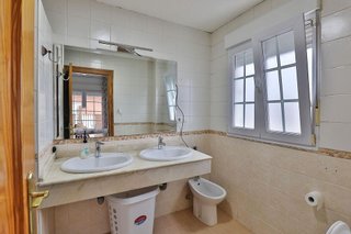 Chalet en venta en Padul