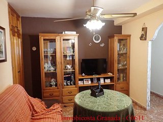 Casa adosada en venta en Albuñol