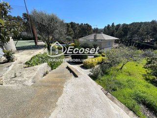 Chalet en venta en Vallirana