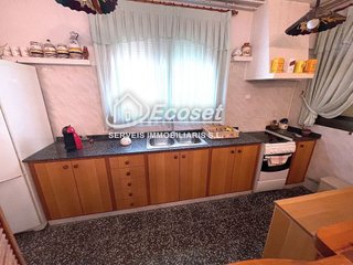 Chalet en venta en Vallirana