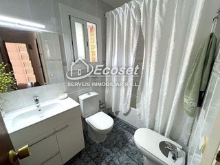 Chalet en venta en Vallirana