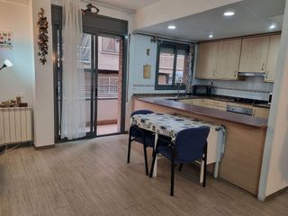 Piso en venta en Artigas - Llefià en Badalona