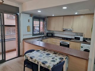 Piso en venta en Artigas - Llefià en Badalona