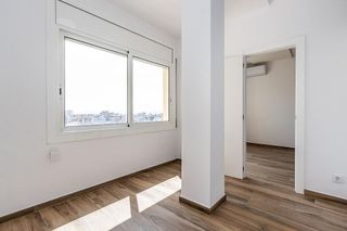 Piso en venta en Creu Alta en Sabadell
