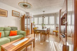 Piso en venta en General Dávila en Santander