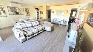 Piso en venta en La Torre en Valencia