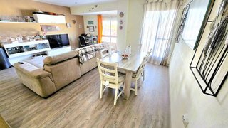 Piso en venta en La Torre en Valencia