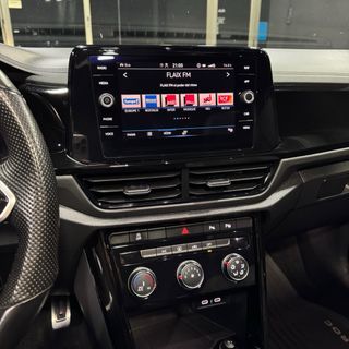Volkswagen T-Roc 2.0 TDI 150cv R-Line DSG 4 Motion