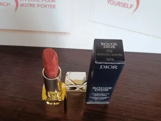 Pintalabios Dior Edición Limitada Estrellas- 210