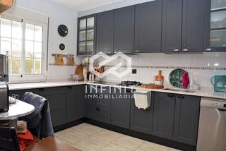 Casa pareada en venta en Villanueva de la Torre