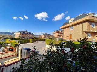 Casa adosada en venta en Haro