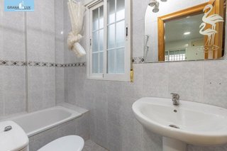 Casa adosada en venta en Maracena