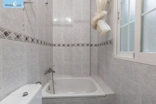 Casa adosada en venta en Maracena